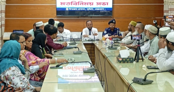 স্কুল-কলেজের গেট দিয়ে শিক্ষার্থী নয়, বের হচ্ছে টিকটককার: জেলা প্রশাসক