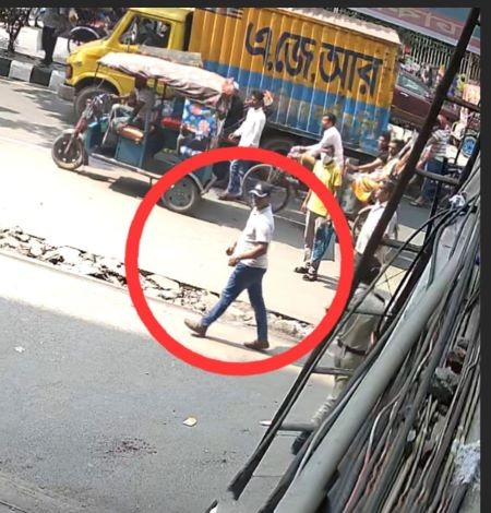 ঢাকার আন্ডারওয়ার্ল্ডে নতুন ত্রাস রনি, দুই লাখ টাকায় শীর্ষ সন্ত্রাসী মামুনকে হত্যা