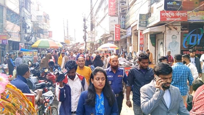 ফরিদপুরে আবাসিক হোটেলে অভিযান, তিন নারী আটক