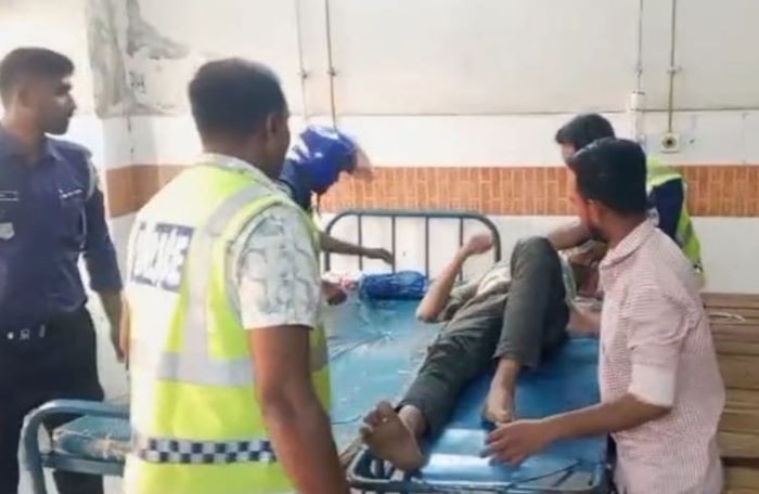 তুচ্ছ ঘটনায় কুপিয়ে জখম: চিকিৎসাধীন অবস্থায় প্রাণ গেল চুয়াডাঙ্গার সাজুর