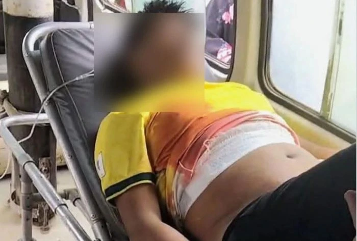 নবীনগরে বিদ্যালয়ে সহপাঠীর ছুরিকাঘাতে আহত ষষ্ঠ শ্রেণির ছাত্র, আটক ৪