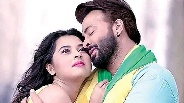 গুঞ্জনই সত্যি হলো, ফের বাবা-মা হলেন শাকিব খান-বুবলী